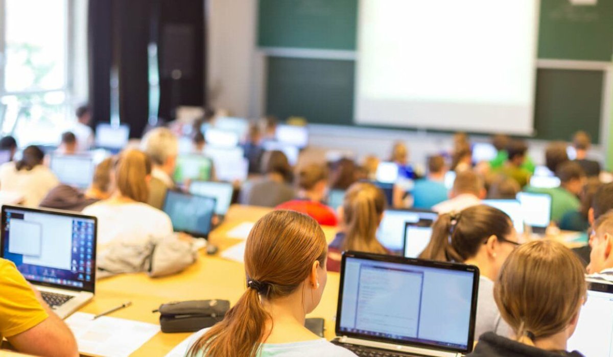 Menedzsment és informatika hódít Ukrajnában az egyetemi felvételin 2026-ban