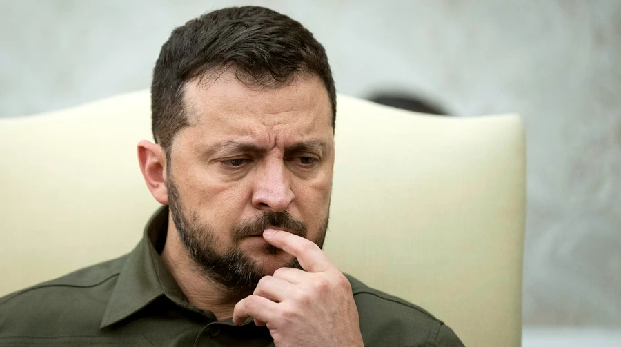 Zelenszkij másodjára alulmaradna három neves kihívóval szemben az elnökválasztáson