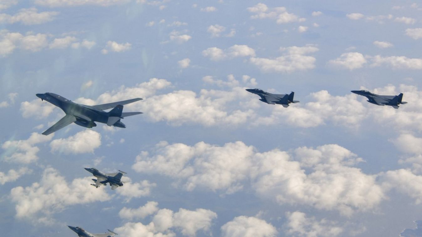 Lengyel F-16-osok kísértek orosz felderítőt a Balti-tenger felett