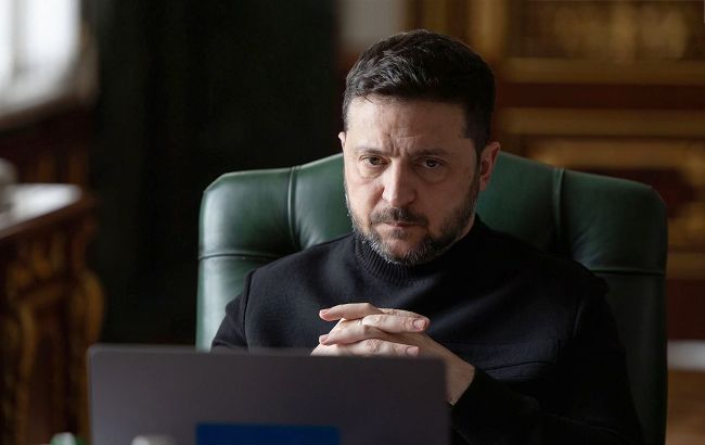 Zaluzsnij és Budanov mögött maradt Zelenszkij az ukrán bizalmi listán