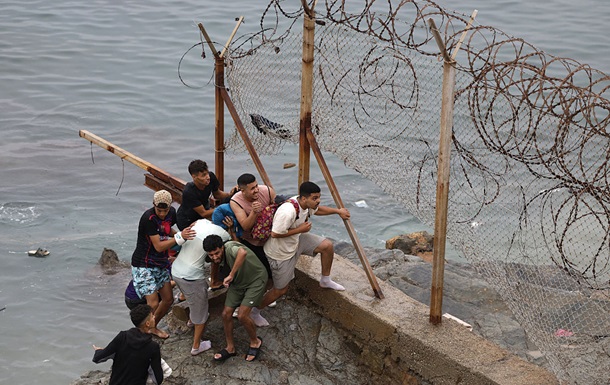 Ceuta migrációs válsága: új csempészútvonalak Spanyolországba jetskikkel