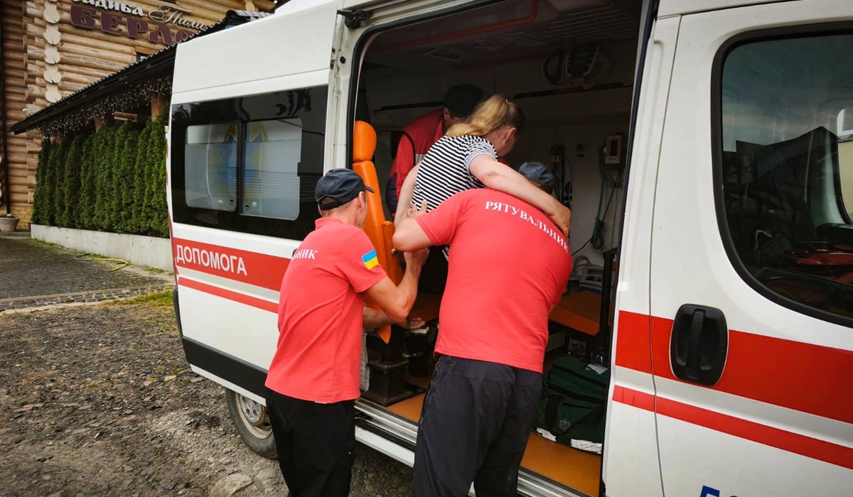 Fúlöpfalvai hegyimentők segítettek lábsérülést szenvedett dnyiprói túrázónak