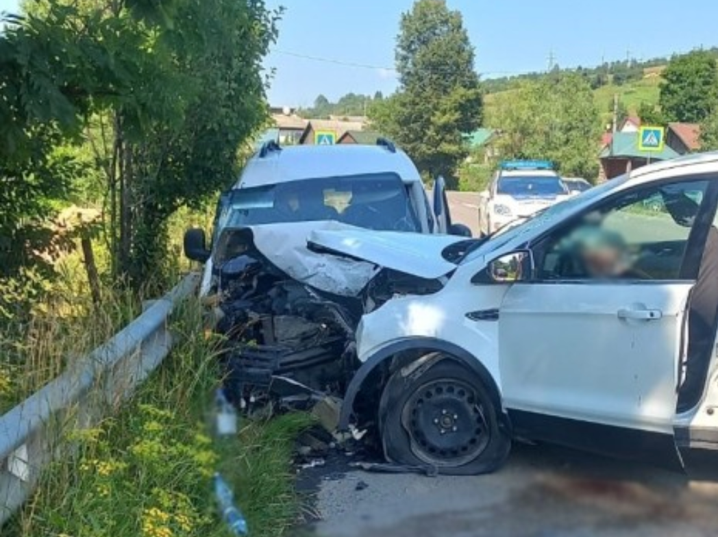 Közlekedési baleset Kőrösmezőn: hét sérült, köztük két gyerek