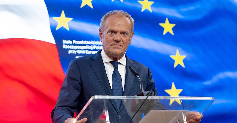 Tusk szerint az elkövetkező 100 nap döntő lehet az ukrajnai háborúban